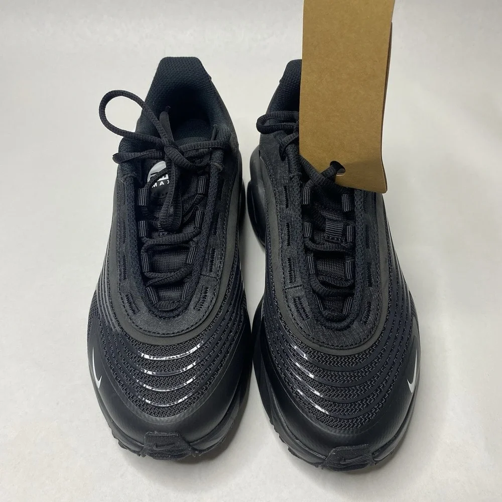 Nike Air Max IF2622-002‎ Black White Kids Sneaker 4.5Y Comfort Athletic Casual
